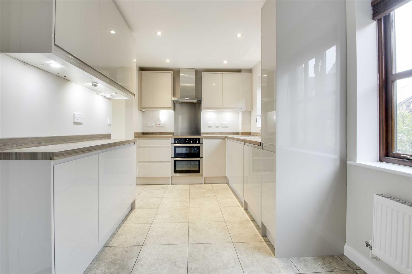 Edzell Crescent, Westcroft, Milton Keynes